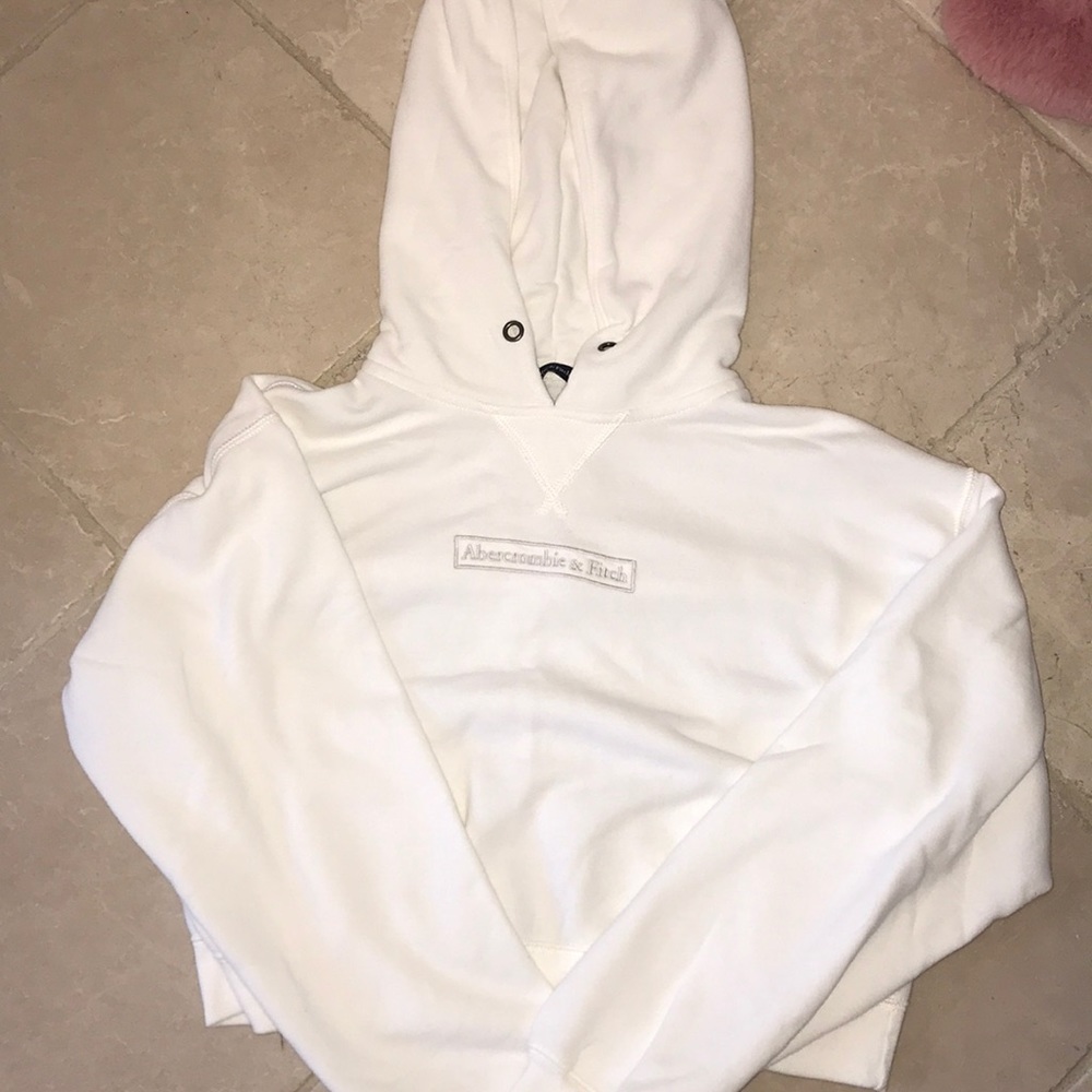 White cropped hoddie